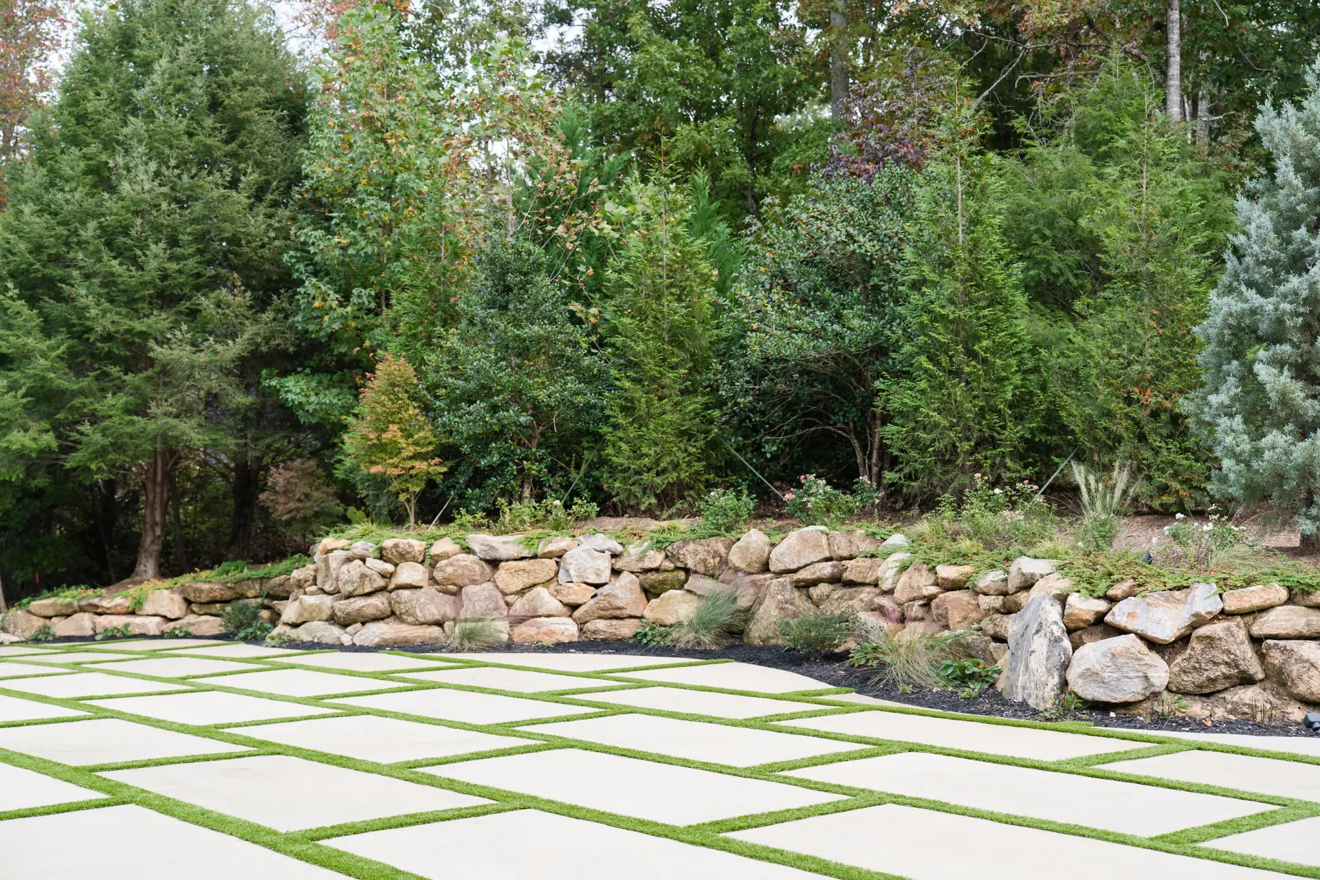 Red Elm Landscape Maintenance